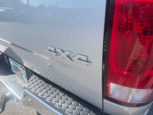 Used 2019 RAM 1500 Big Horn AWD/4WD image 5
