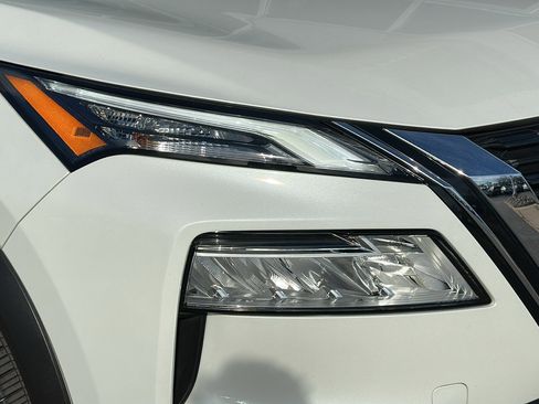 Certified 2021 Nissan Rogue SL w/ Premium Package image 4