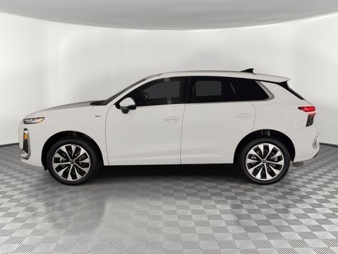 New 2026 Audi Q3 quattro 2.0T AWD/4WD image 2