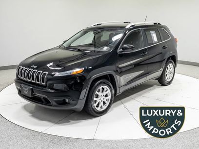 Used 2018 Jeep Cherokee Latitude w/ Safety Group