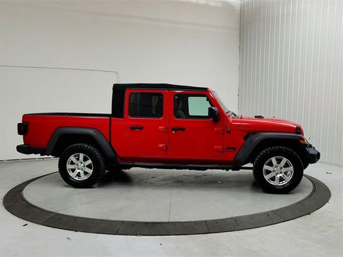 Used 2020 Jeep Gladiator Sport w/ Quick Order Package 24S image 8