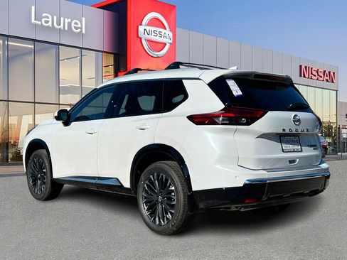 New 2026 Nissan Rogue Platinum w/ Platinum Premium Package AWD/4WD image 3