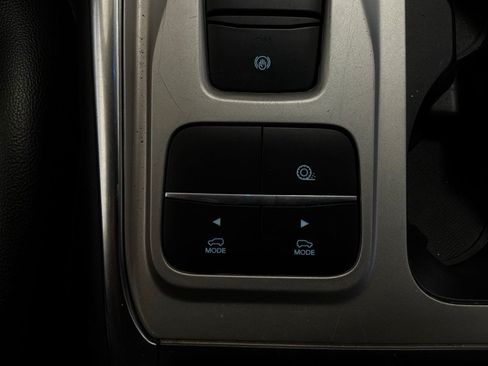 Used 2023 Ford Explorer Limited RWD image 29