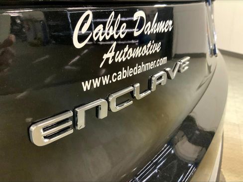 Used 2025 Buick Enclave Preferred FWD image 8