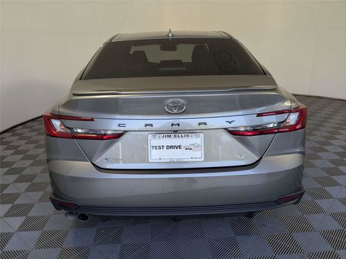 Certified 2025 Toyota Camry SE FWD image 7