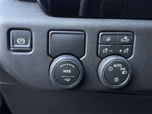 New 2026 Chevrolet Silverado 1500 LT w/ Texas Edition Plus image 18