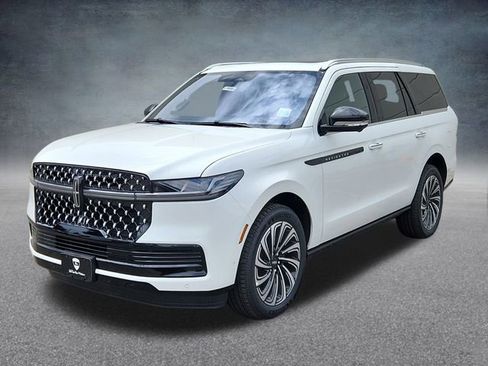 New 2025 Lincoln Navigator Black Label image 3