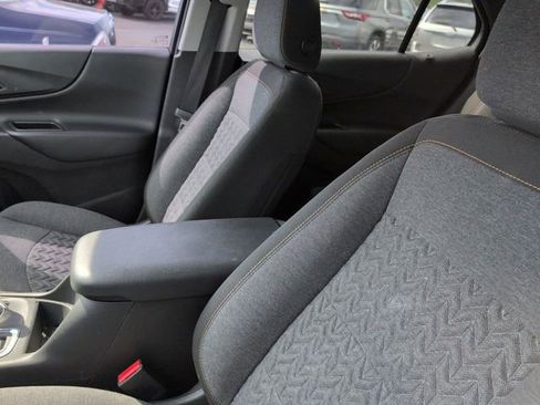 Used 2023 Chevrolet Equinox LT FWD image 7