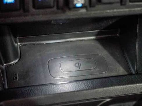 Certified 2020 Toyota Tacoma TRD Sport w/ Technology Package image 22