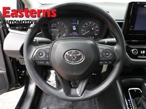 Used 2024 Toyota Corolla LE FWD image 10