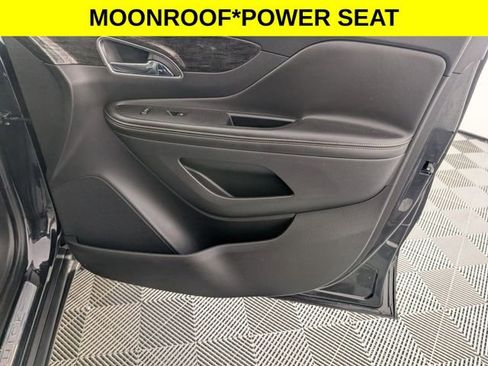 Used 2015 Buick Encore Convenience FWD image 31