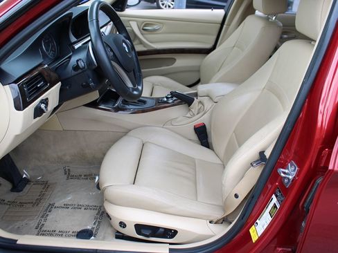 Used 2011 BMW 335i Sedan image 15