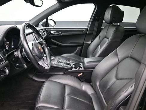 Used 2017 Porsche Macan GTS image 25