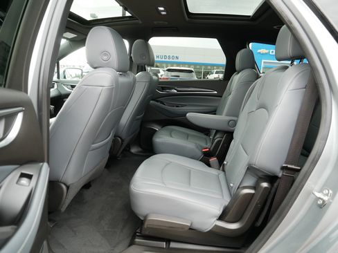 Used 2023 Buick Enclave Essence w/ Experience Buick Package AWD/4WD image 34