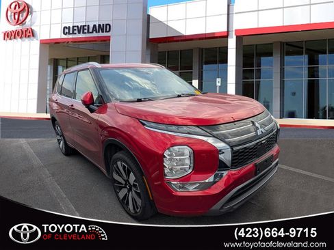 Used 2025 Mitsubishi Outlander SEL AWD/4WD image 1
