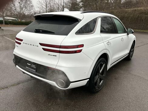 Used 2025 Genesis GV70 3.5T Sport w/ Sport Advanced Package AWD/4WD image 7