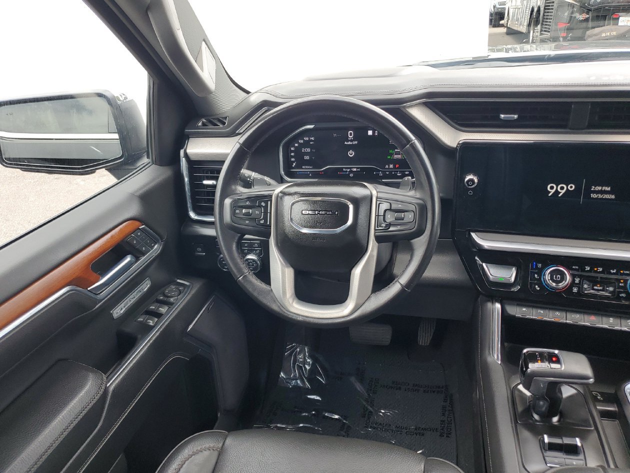 Used 2023 GMC Sierra 1500 Denali w/ Denali Reserve Package AWD/4WD image 13