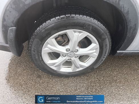 Certified 2023 Honda HR-V LX image 6