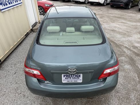Used 2009 Toyota Camry LE FWD image 6