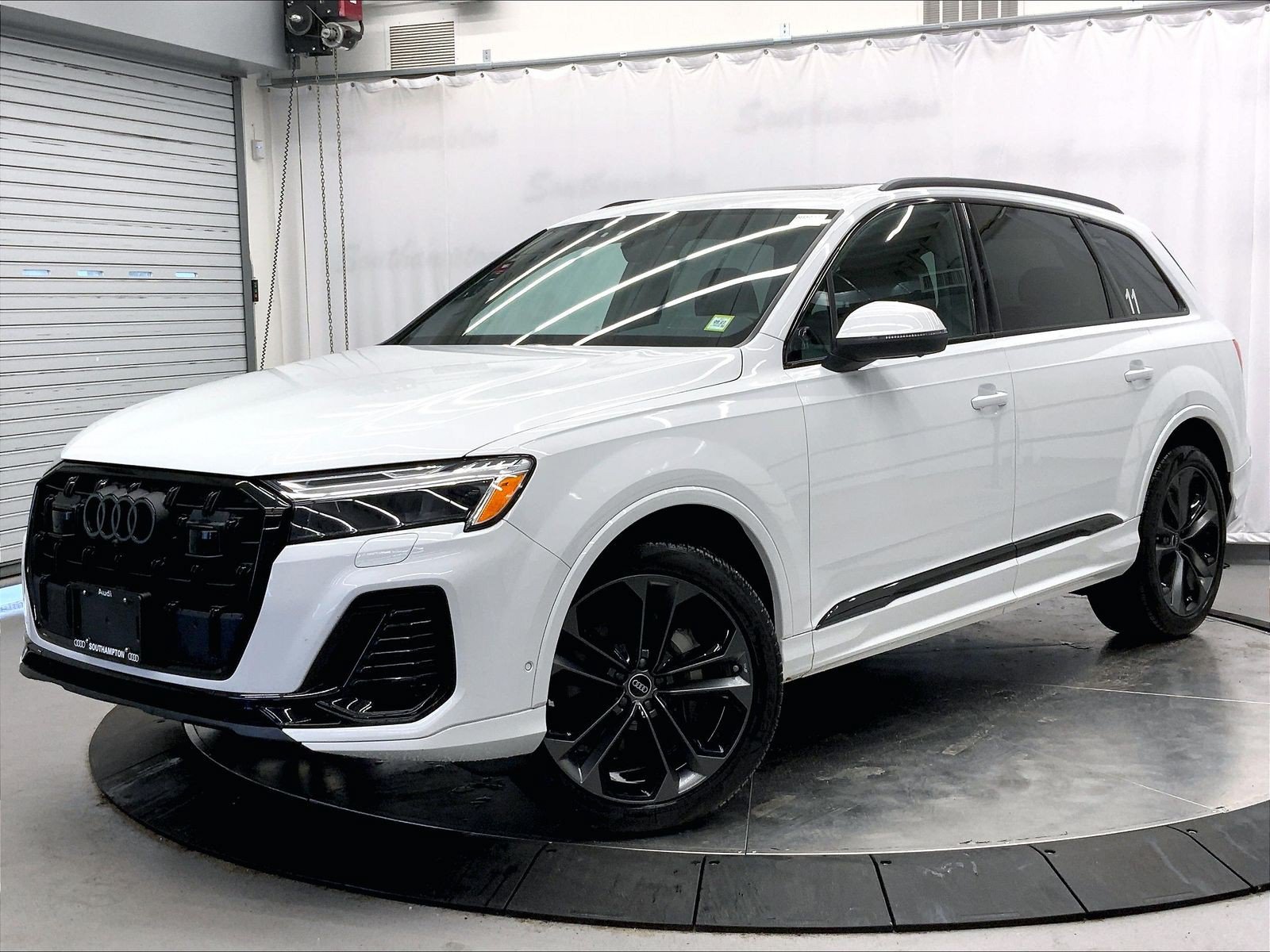 Certified 2025 Audi Q7 3.0T Premium Plus w/ Premium Plus Package AWD/4WD image 11