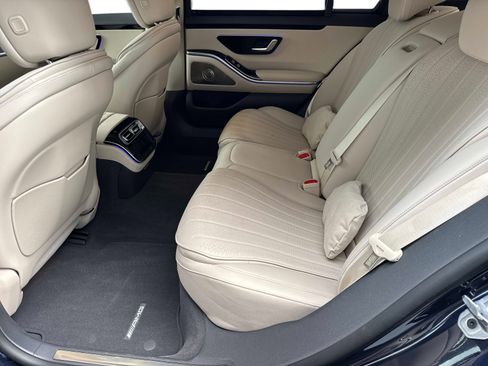 Used 2023 Mercedes-Benz S 500 4MATIC image 13