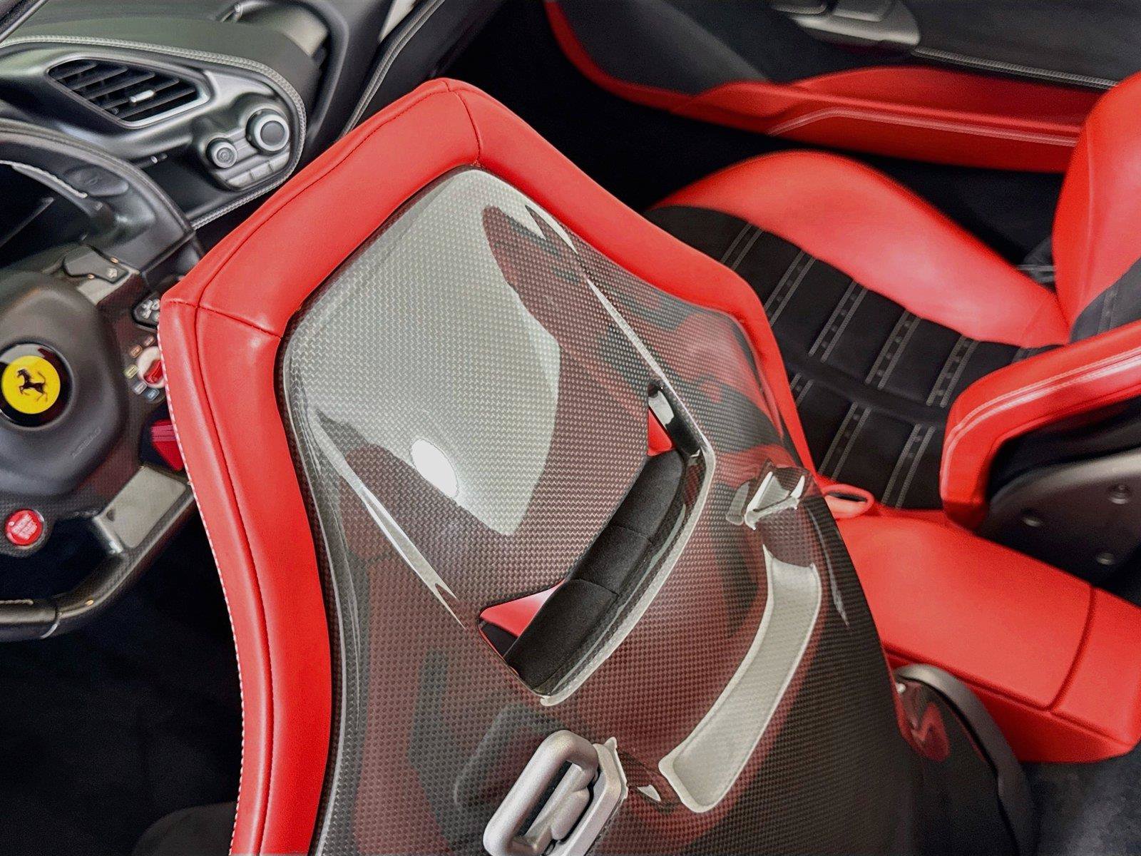 Used 2019 Ferrari 488 Spider RWD image 16