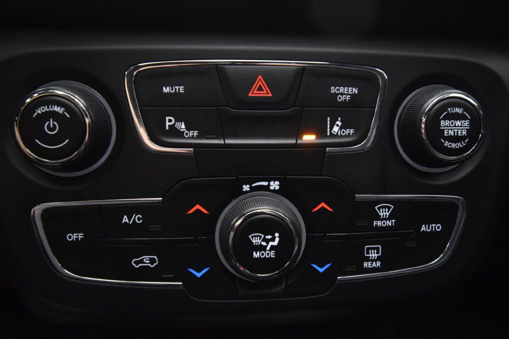 Used 2021 Jeep Compass Latitude w/ Sun and Sound Group AWD/4WD image 34