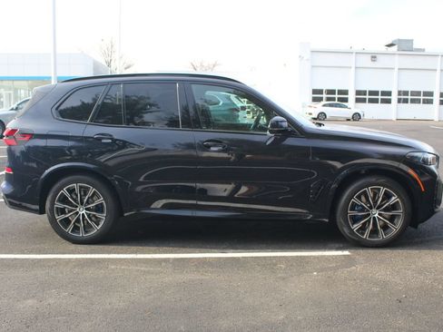 Used 2026 BMW X5 xDrive50e w/ Executive Package AWD/4WD image 10