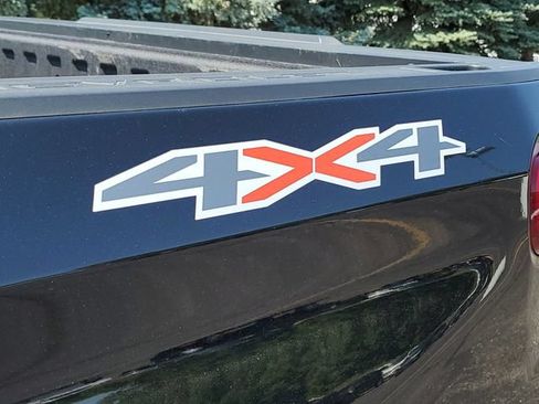 Certified 2025 Chevrolet Silverado 1500 LT AWD/4WD image 32