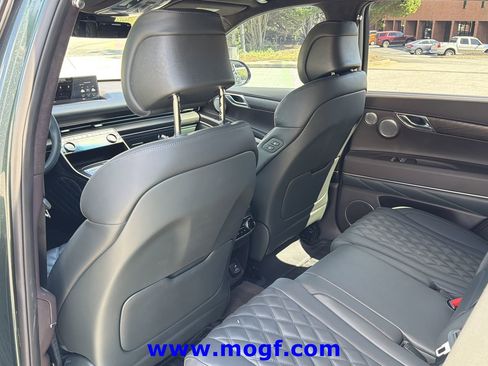 Used 2023 Genesis GV80 3.5T Prestige w/ Prestige Package image 23