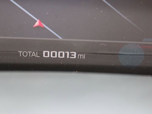 New 2026 BMW XM Label Red image 12