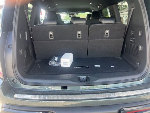New 2025 Nissan Armada PRO-4X AWD/4WD image 23