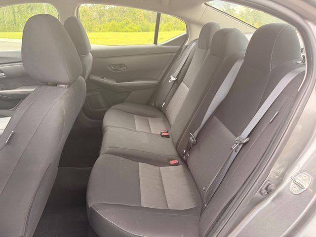 Used 2025 Nissan Sentra SV FWD image 12