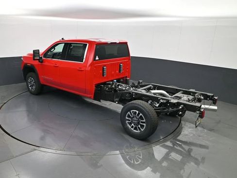 New 2026 GMC Sierra 3500 SLE w/ SLE Convenience Package image 19