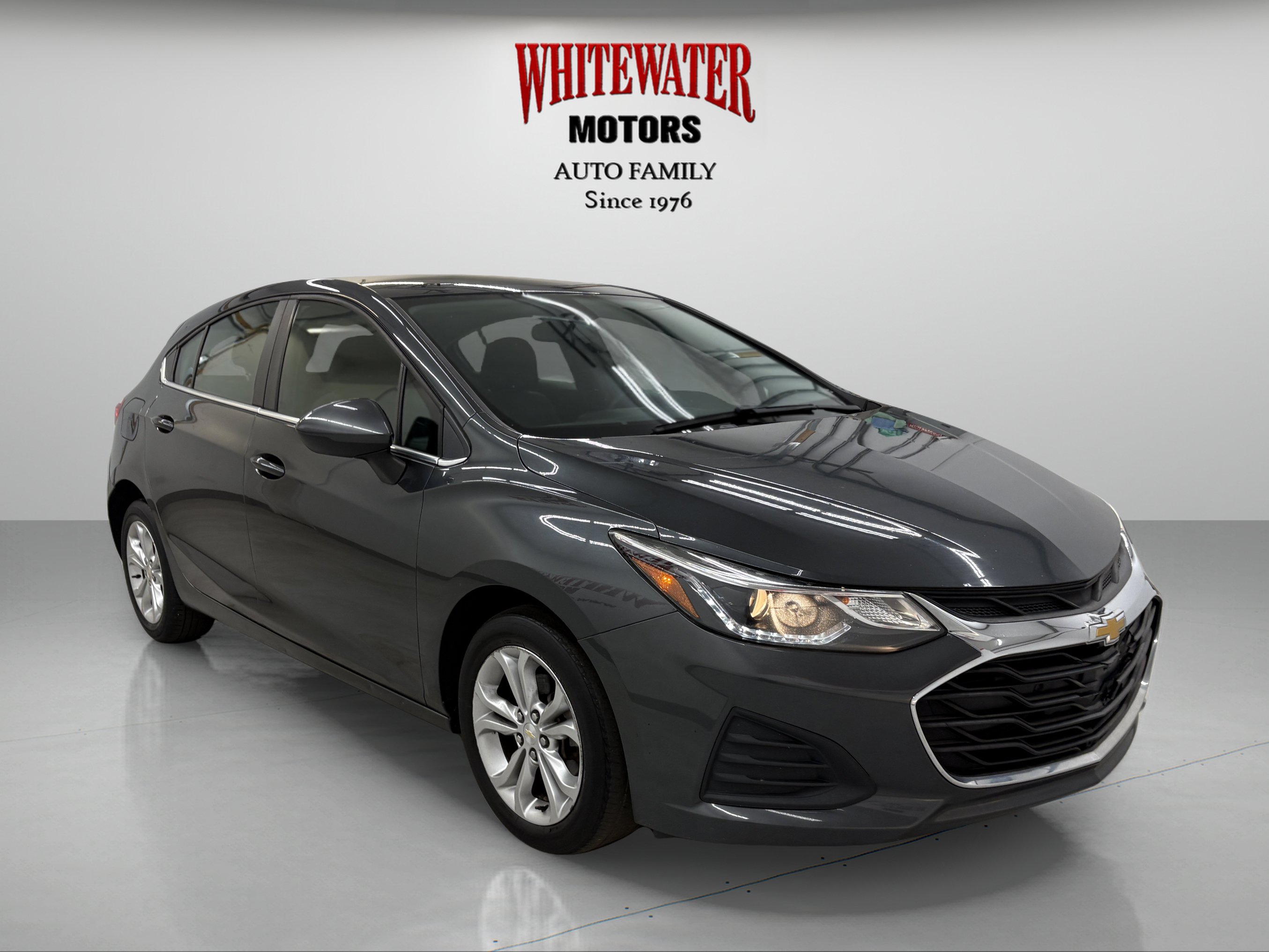 Used 2019 Chevrolet Cruze LT FWD image 5