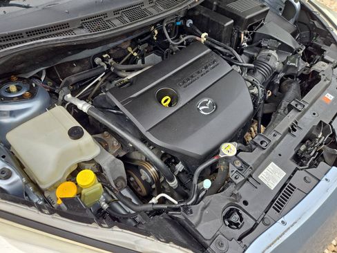 Used 2012 MAZDA MAZDA5 Sport FWD image 10