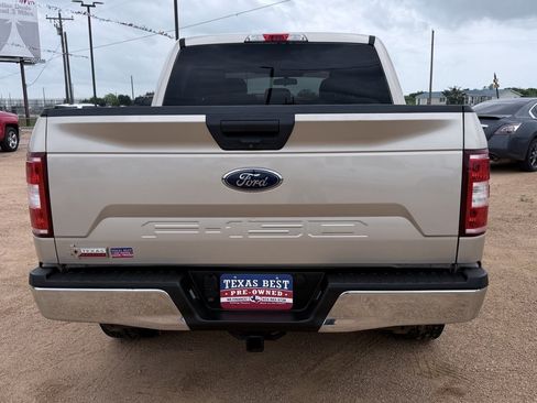 Used 2018 Ford F150 XLT image 6