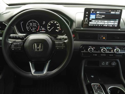 Used 2023 Honda Pilot Touring image 20