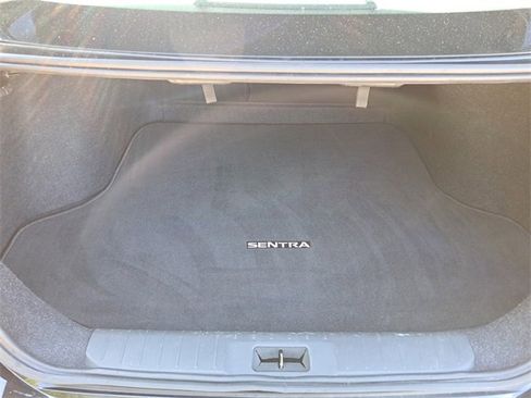 Used 2022 Nissan Sentra SV w/ Trunk Package image 27