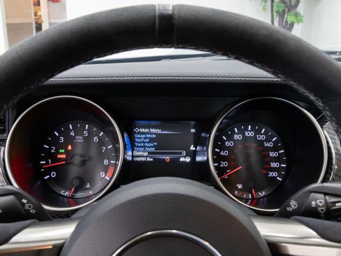 Used 2020 Ford Mustang Shelby GT350 w/ Technology Package image 17