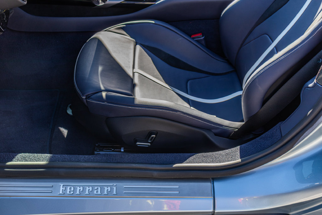 Certified 2026 Ferrari 12Cilindri Spider RWD image 41