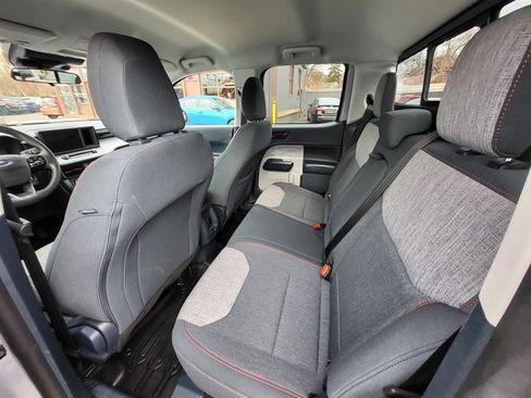 Used 2023 Ford Maverick XLT image 11