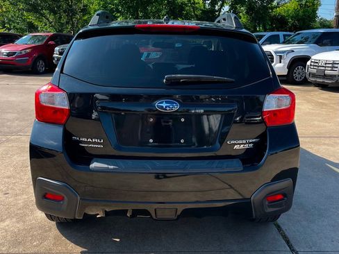 Used 2016 Subaru Crosstrek 2.0i Premium w/ Moonroof Package AWD/4WD image 8