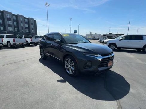 Used 2019 Chevrolet Blazer Premier w/ Sun and Wheels Package AWD/4WD image 2