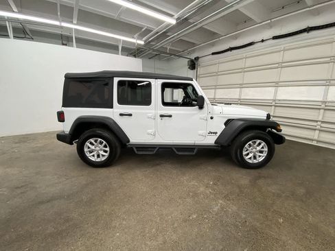 Used 2023 Jeep Wrangler Sport S AWD/4WD image 7