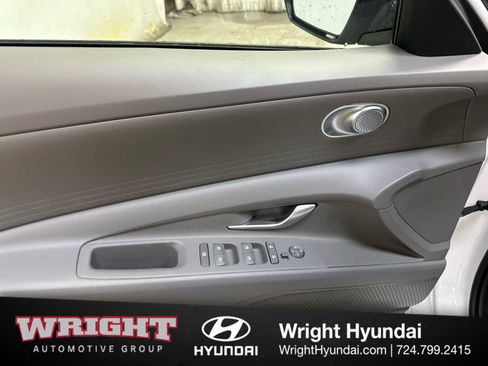 New 2026 Hyundai Elantra Blue image 11