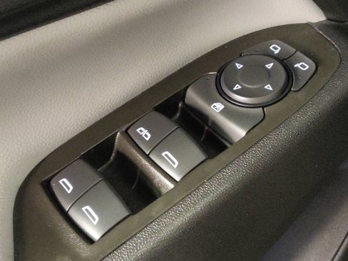 Used 2023 Chevrolet Equinox LS w/ LS Convenience Package AWD/4WD image 27