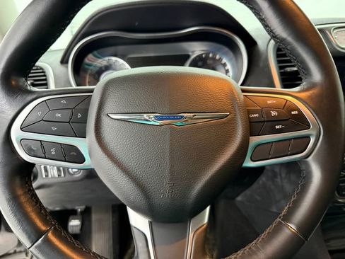 Used 2021 Chrysler 300 Touring w/ Sport Appearance Package RWD image 11