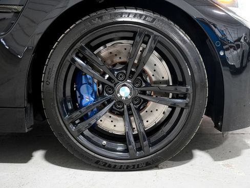 Used 2018 BMW M4 Coupe RWD image 36
