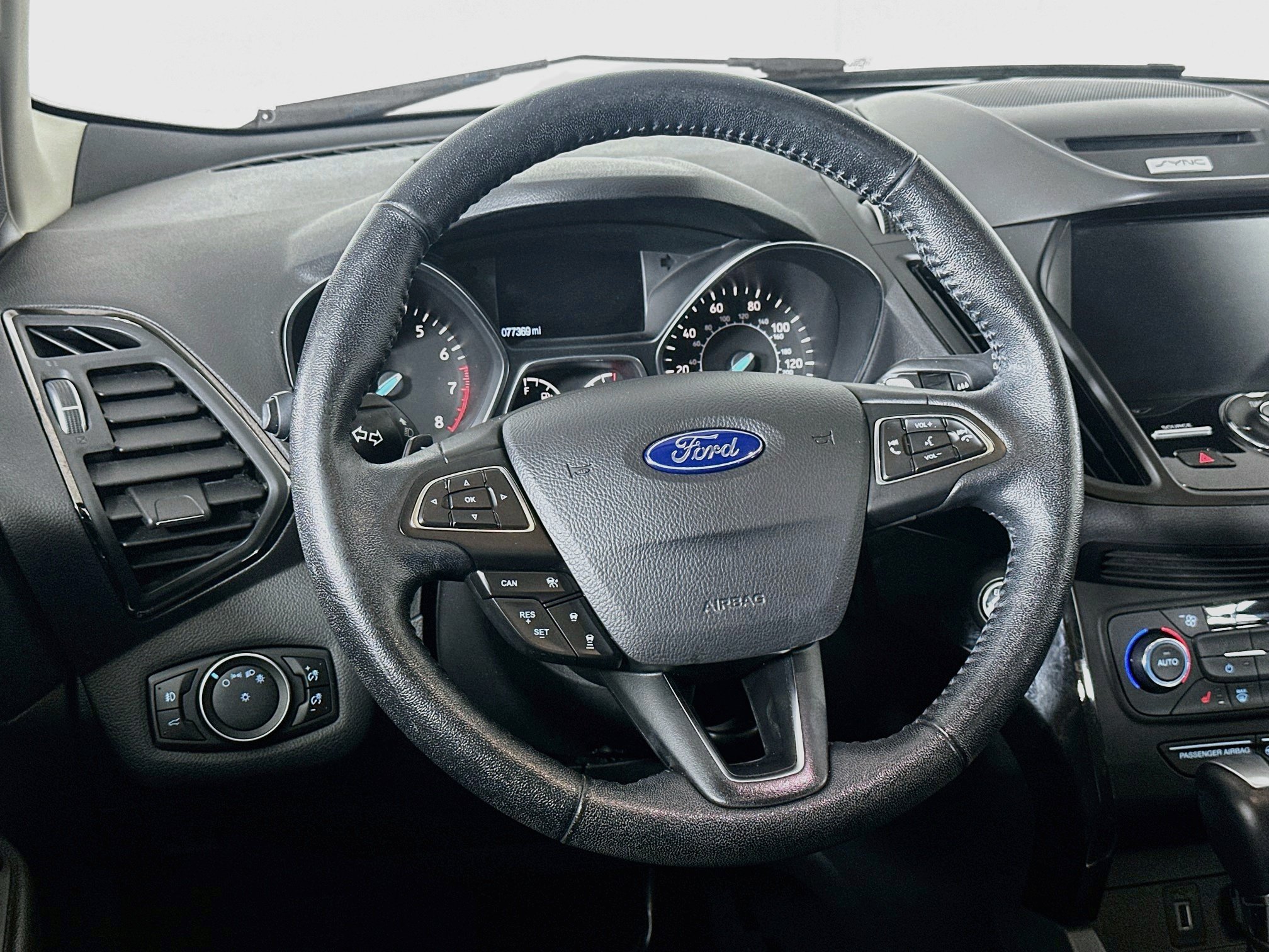 Used 2017 Ford Escape Titanium w/ Equipment Group 301A FWD image 18